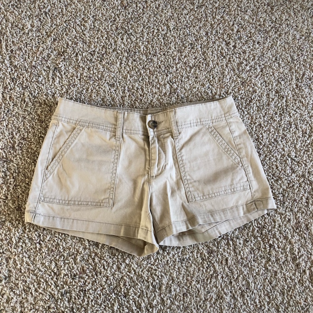 tan shorts